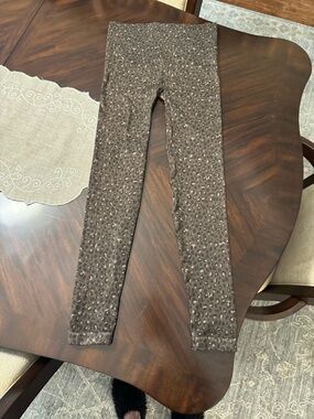 SPANX High Rise Olive Leopard Print Leggings. Size Large. NWOT.